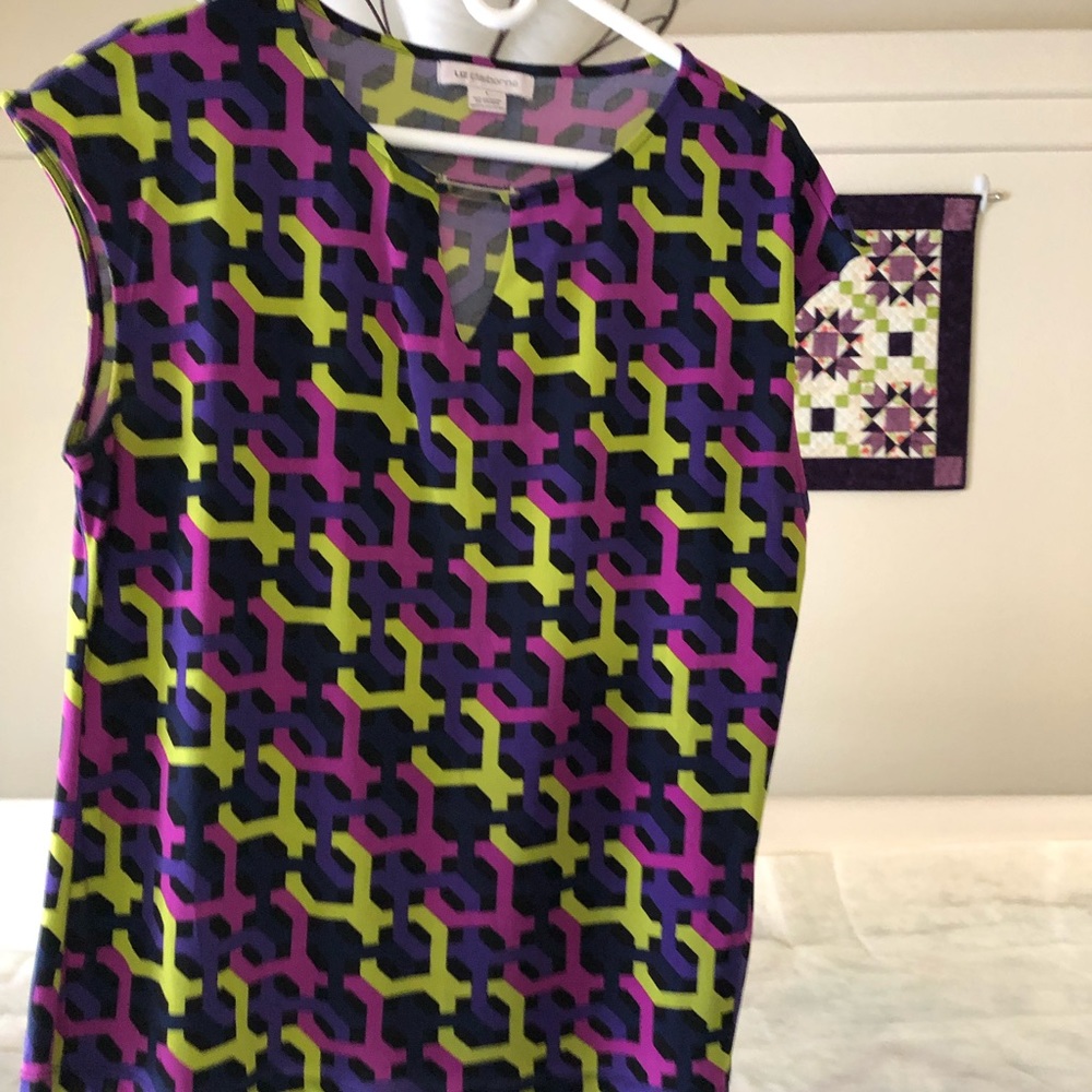 Women’s patterned blouse